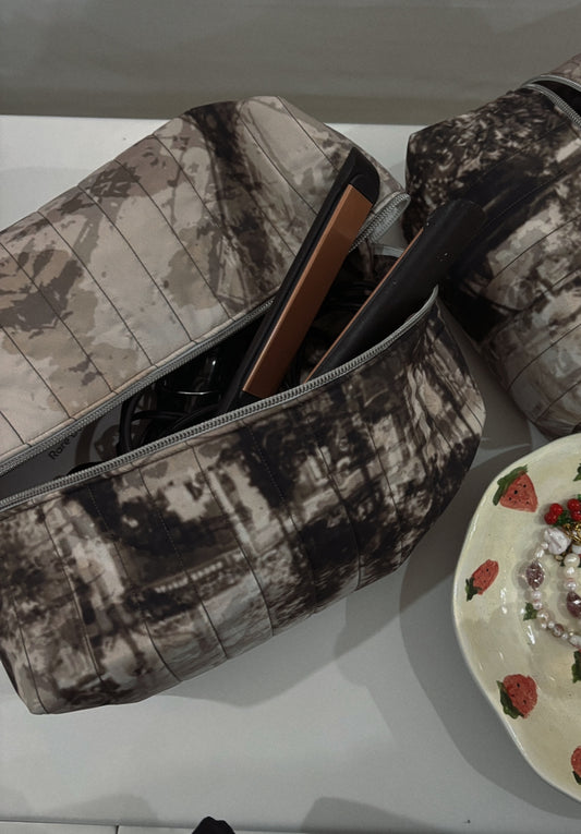 CORE COSMETICS POUCH L