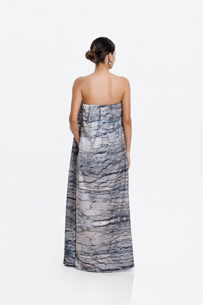 PRE-ORDER LA TAYANI STRAPLESS LONG DRESS