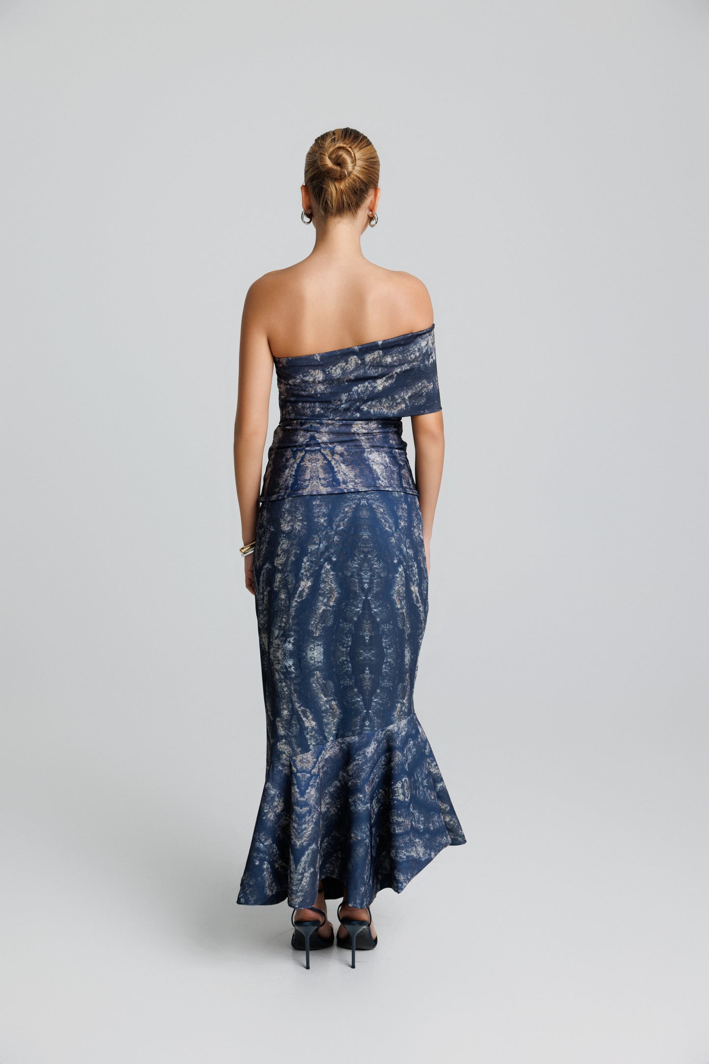 PRE-ORDER CORTEZA SKIRT