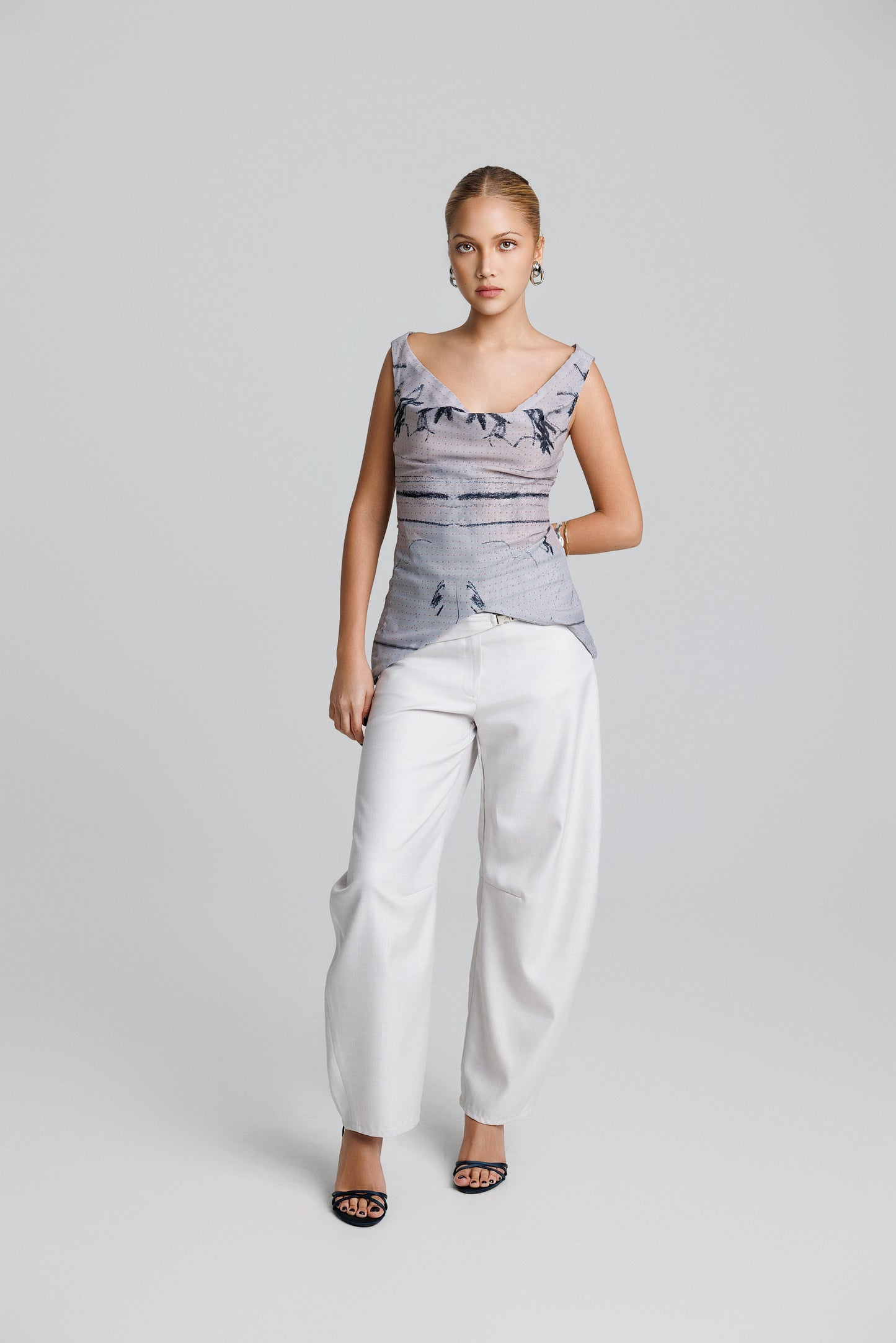 PRE-ORDER ESCALA BLOUSE