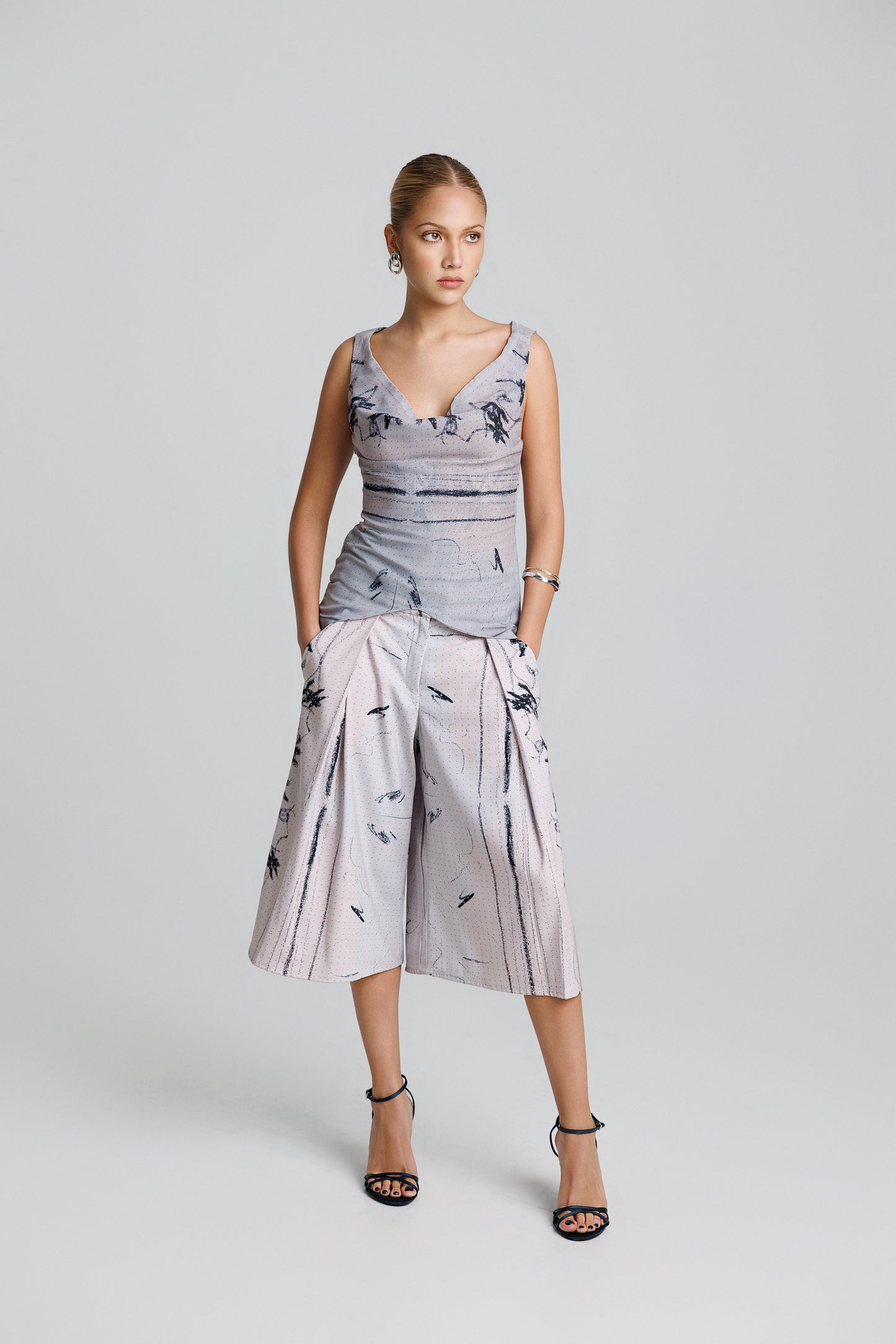 PRE-ORDER ESCALA BERMUDA