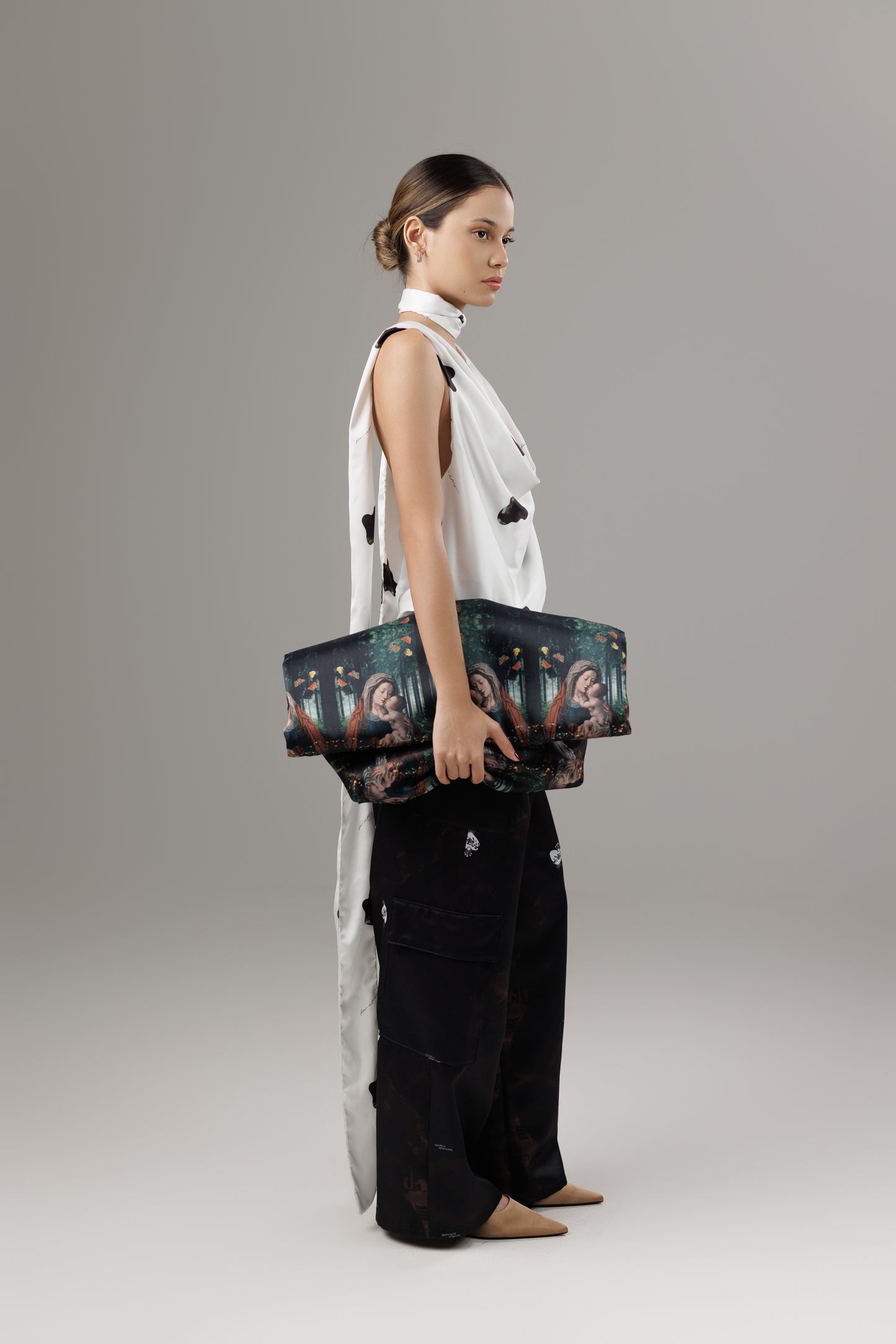 ETERNO RESPLANDOR CLUTCH BAG