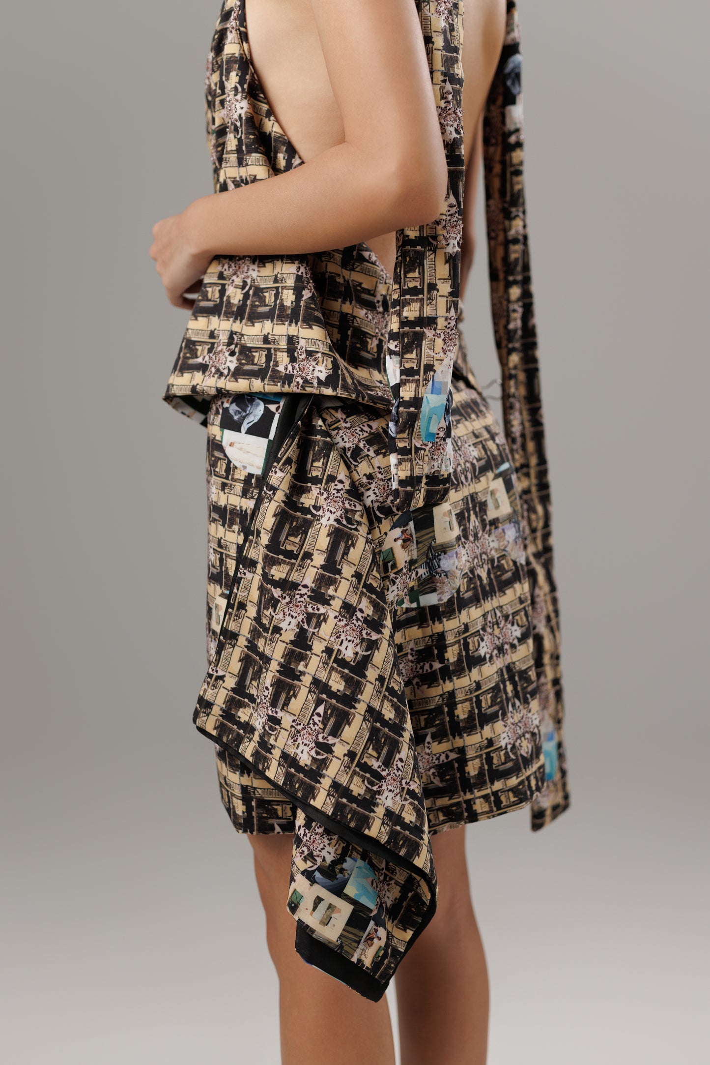 FLOR Y CEMENTO MINI SKIRT