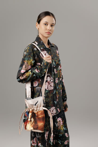 CAMINOS DE LUZ BUCKET BAG