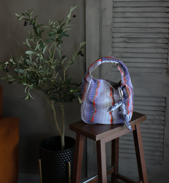KALEIDOSCOPE KNOTT SHOULDER BAG