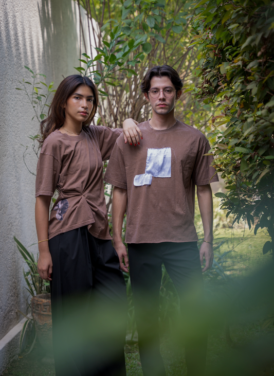 LA SOBREMESA TEE