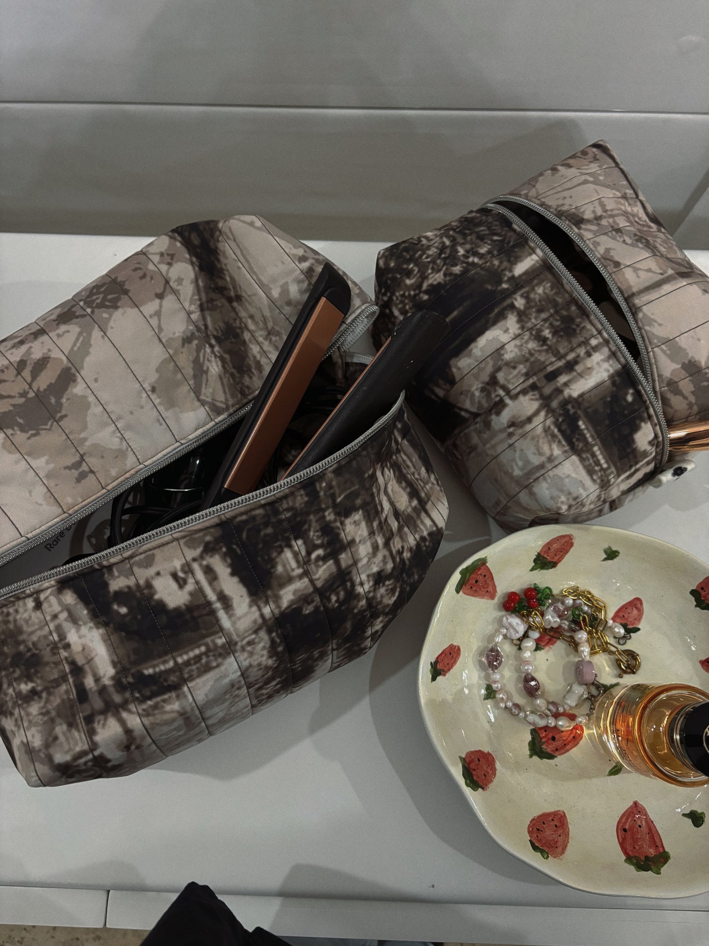 CORE COSMETICS POUCH L